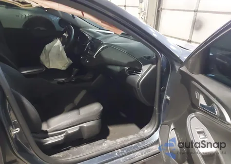 2019 Chevrolet Malibu Lt z USA, uszkodzony, nr VIN 1G1ZD5ST2KF194412